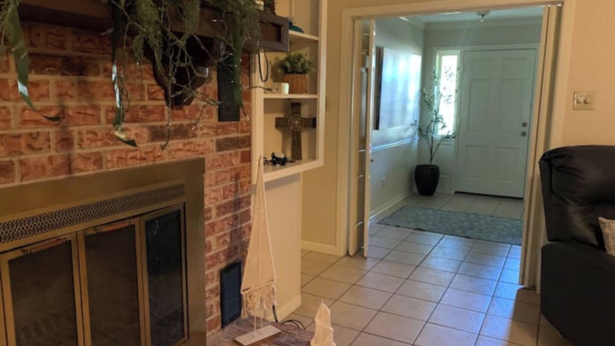 Grapeland House | 4-bedroom house in serene Grapeland with WiFi, AC. Relax and unwind