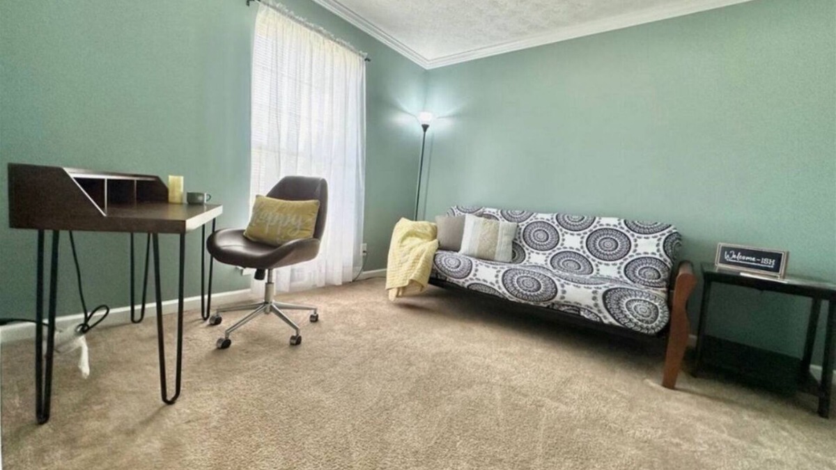 Gunter Afs House | 4-bedroom house in welcoming Montgomery with WiFi, AC. Book now