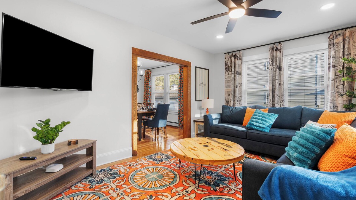 Willimantic House | 4-bedroom house in Windham - Pet Friendly - Thread City Family Escape