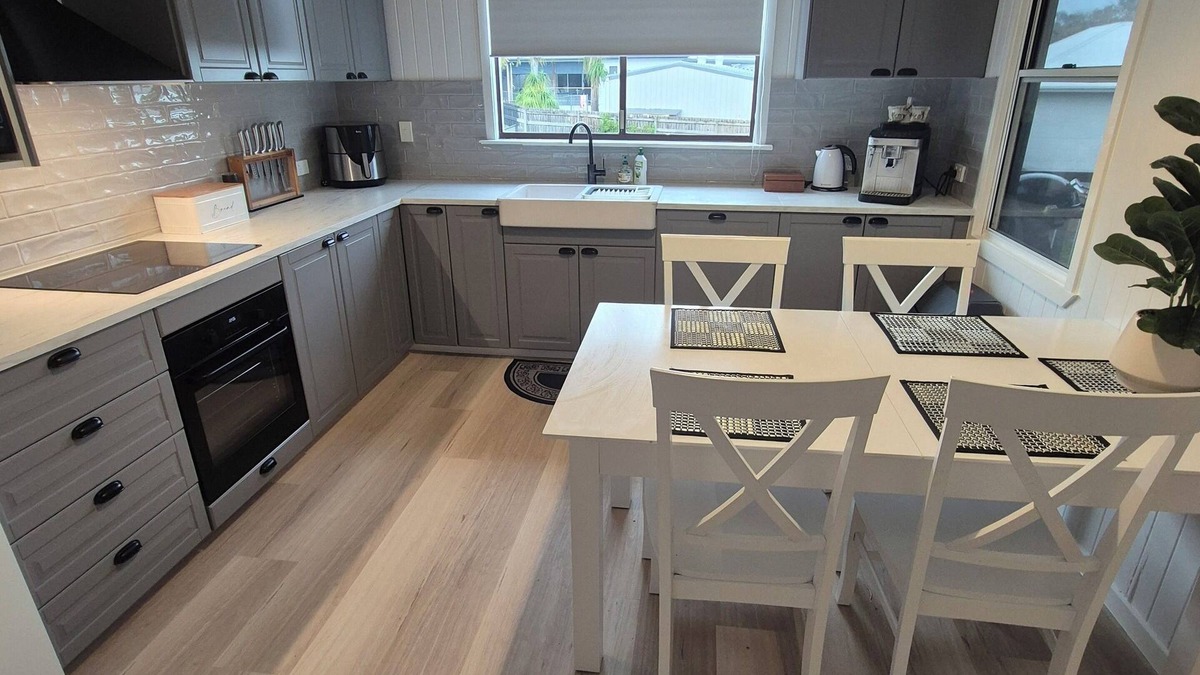 Manly House | 4-bedroom house including separate 30m2 studio in amazing Manly