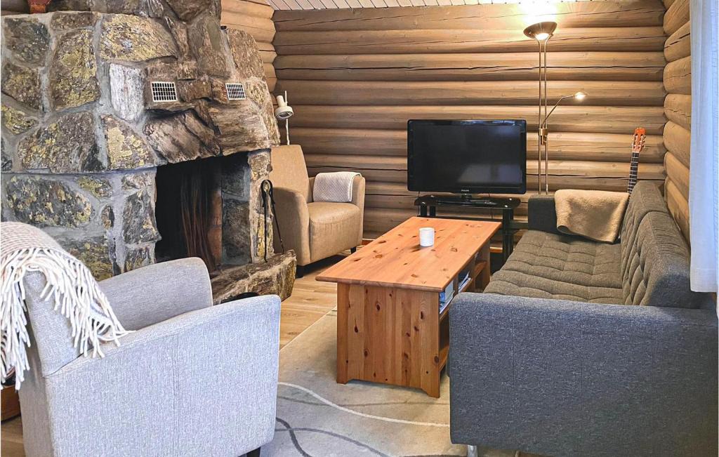 Al Municipality House | 4 Bedroom Lovely Home In Ål