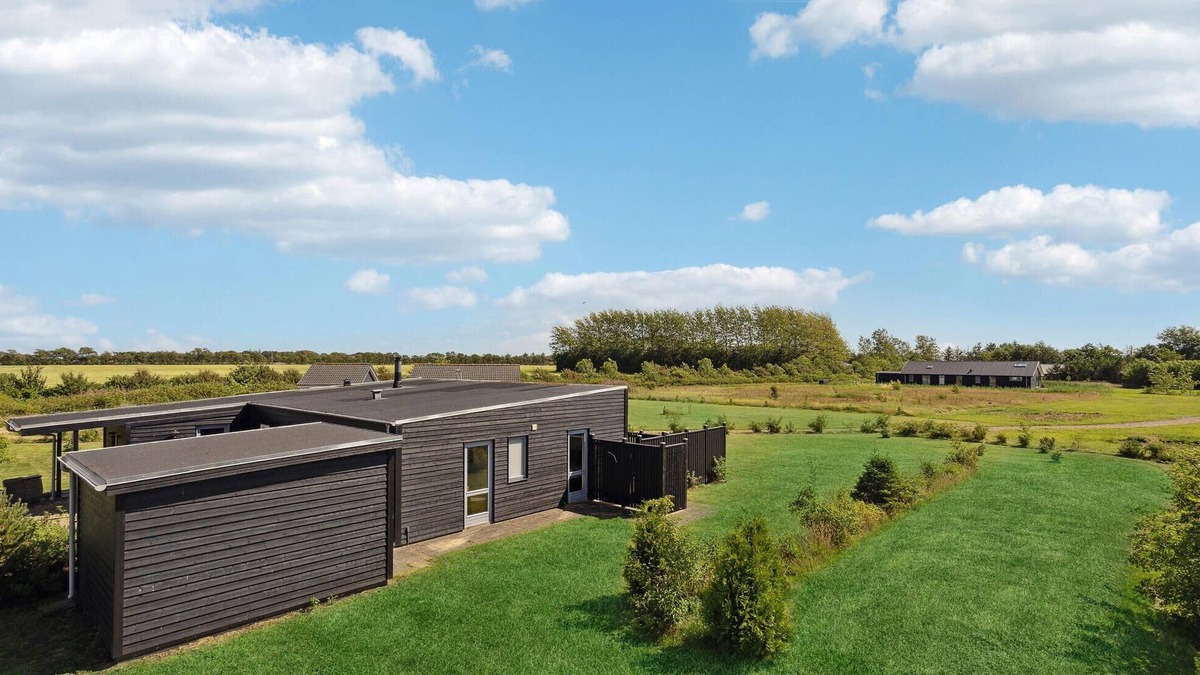 Skjern House | 4 bedroom lovely home in Skjern