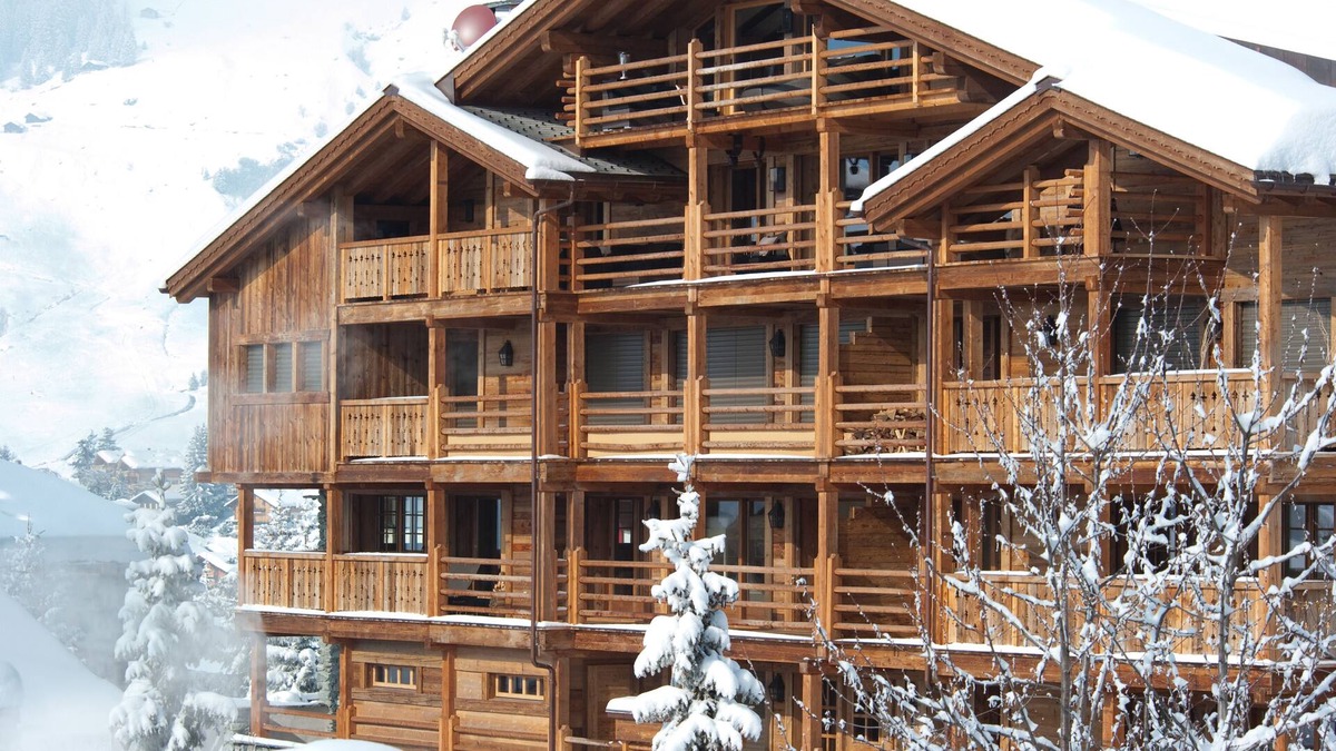 Verbier Ski Chalet | 4 bedroom Luxury Alpine retreat perfectly located, 2 minutes to Medran ski lift