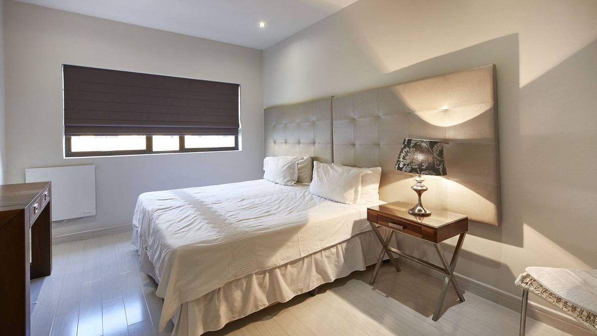 Greater Johannesburg Metropolitan Area Apartment | 4 Bedroom Luxury Apartment with king and twin beds in Sandton CBD