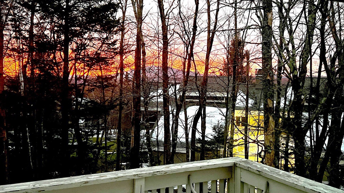 Bromley Mountain Condo | 4 Bedroom Mountainside Condo - Enjoy Beautiful Vermont This Winter!