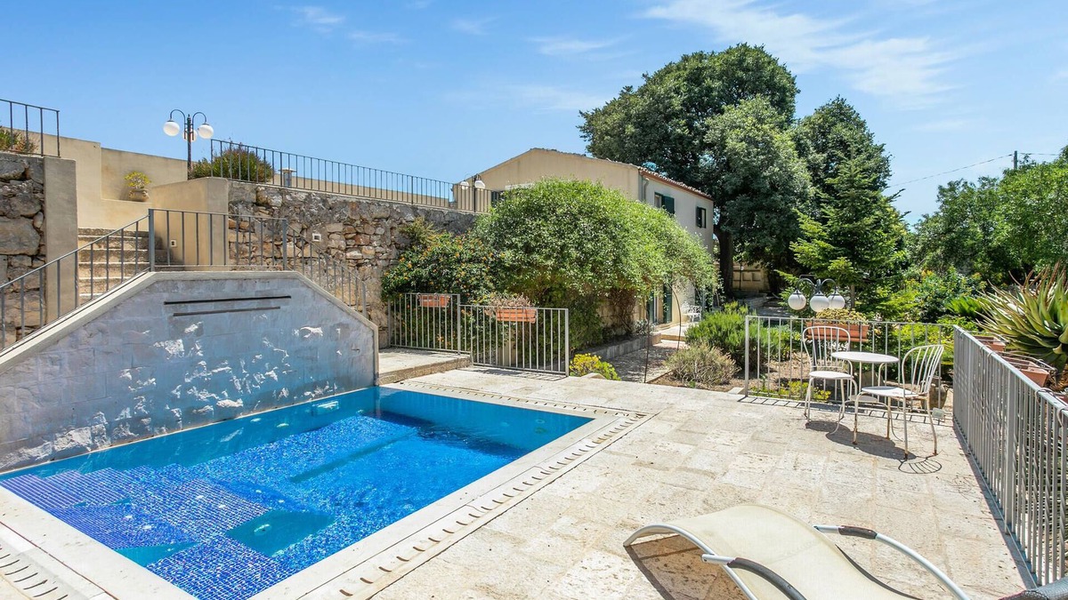 Ragusa House | 4 bedroom nice home in Ragusa