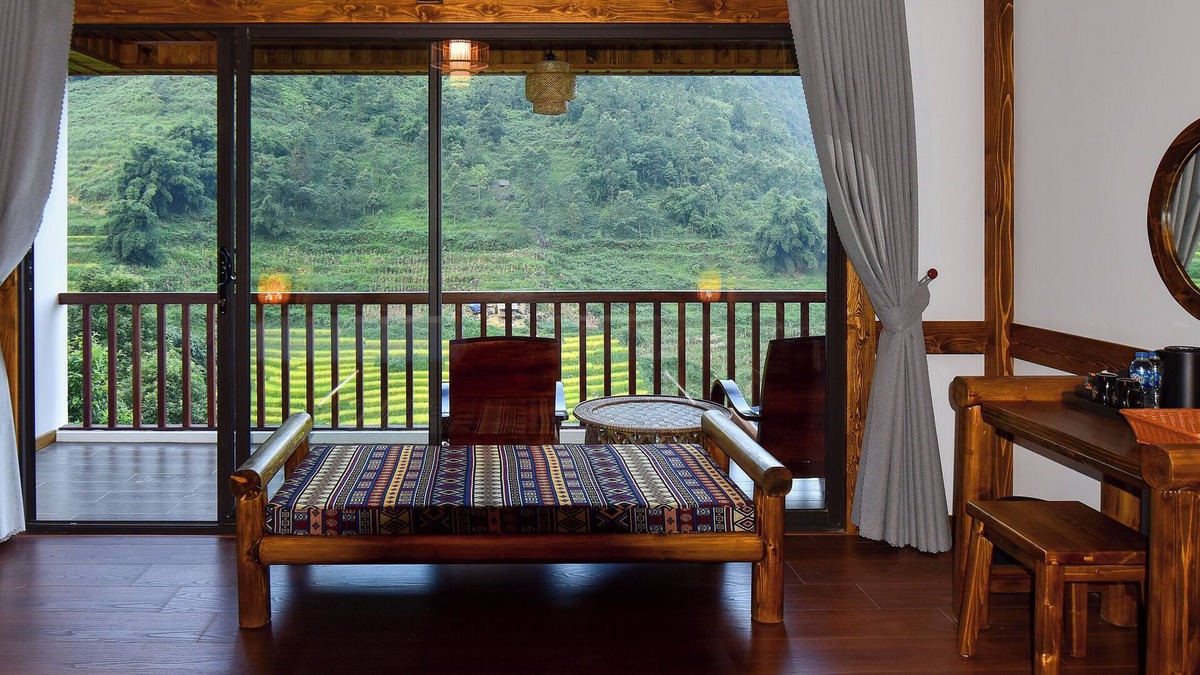 Lao Cai Resort | 4-bedroom resort in terrific Lao Cai with WiFi, AC
