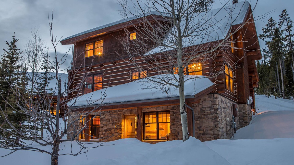 Powder Ridge Ski Chalet | 4 Bedroom Ski-In-Ski-Out Big Sky Cabin