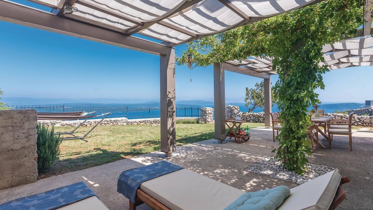 Predoscica House | 4 bedroom stunning home in Predoscica