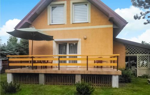 Drawno House | 4 Bedroom Stunning Home In Dominikowo