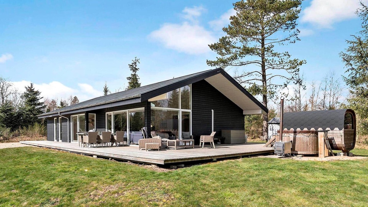 Bording House | 4 bedroom stunning home in Bording