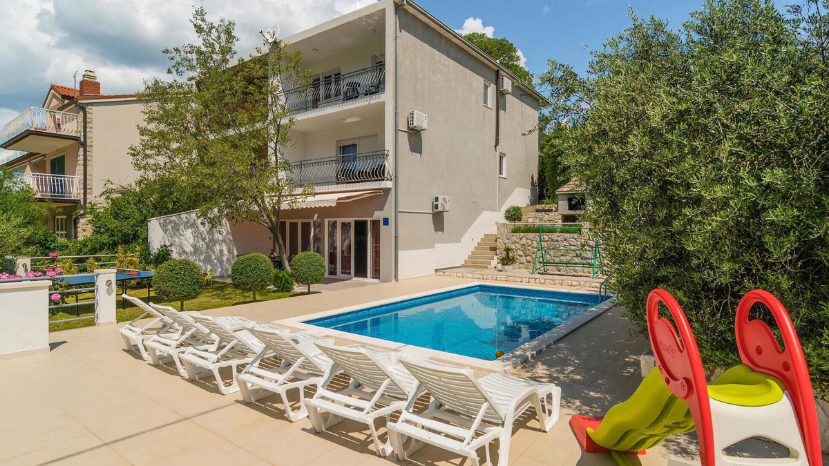 Kucice House | 4 bedroom stunning home in Kucice