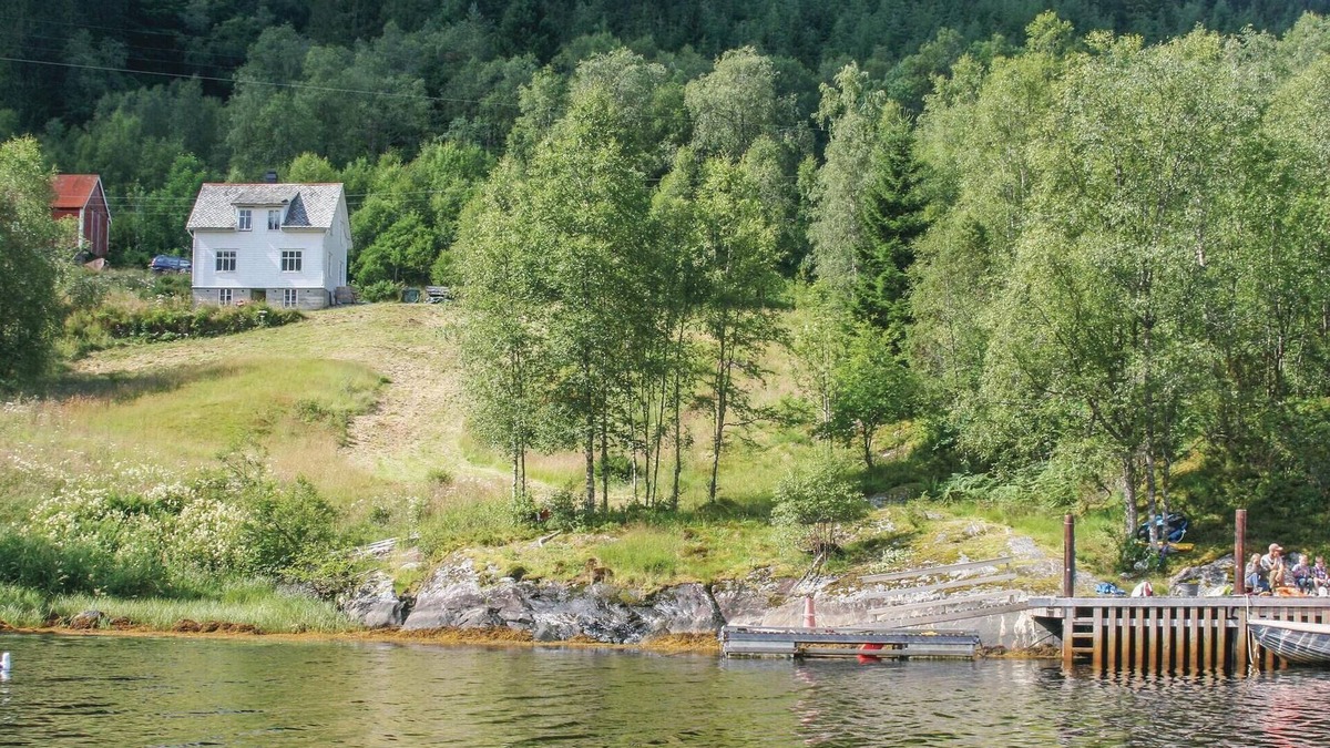Fjaler House | 4 bedroom stunning home in Flekke