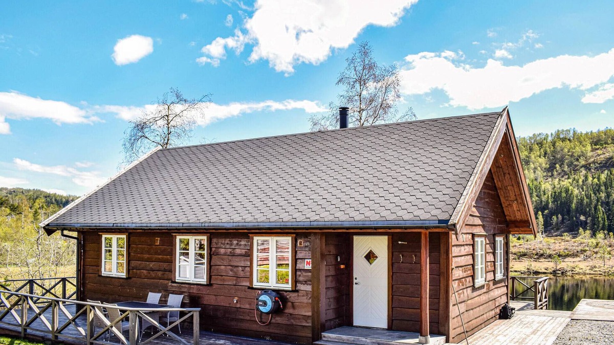 Kvam House | 4 bedroom stunning home in Norheimsund