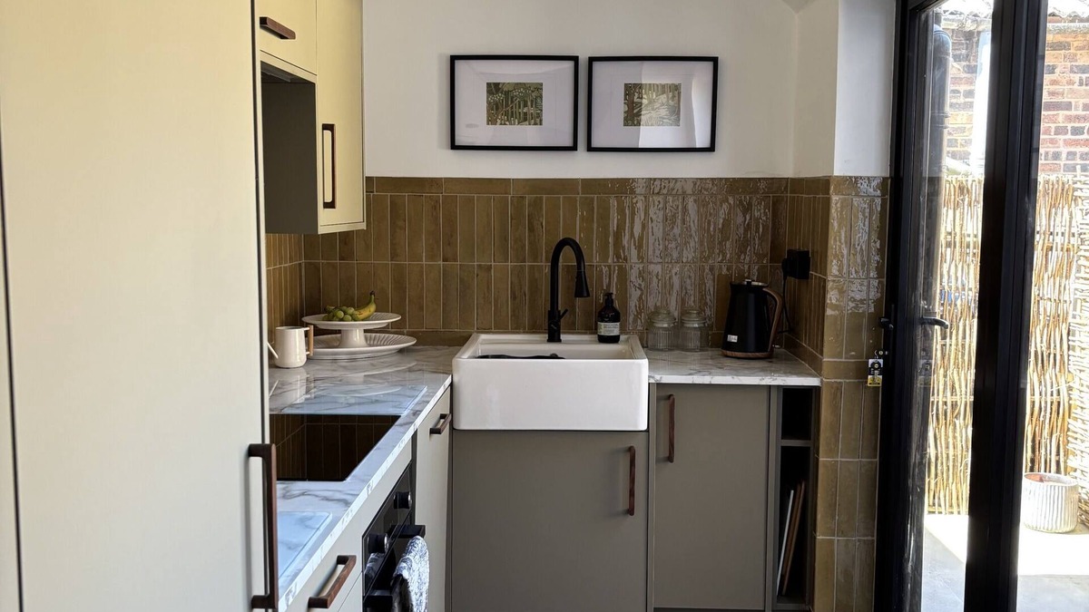 Leek House | 4 Bedroom Town House