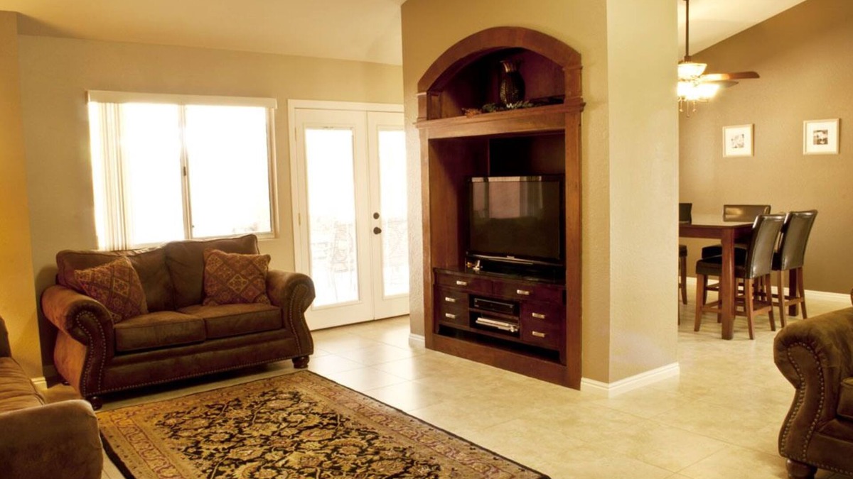 Mesquite House | 4 bedroom Upscale Mesquite Vacation Home