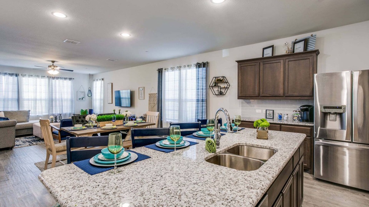 North Richland Hills House | 4 Bedroom, 2.5 Bath Townhome, Walking Distance To Grocery, Entertainment, & Food