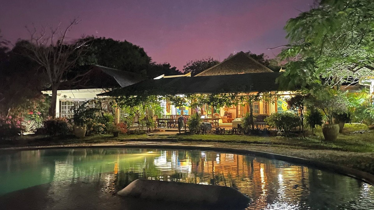 Gede Villa | 4-bedroom villa right on the white beach in Kilifi.