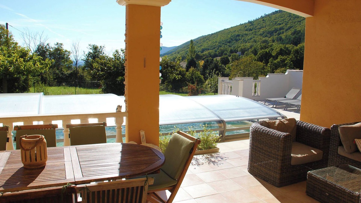Saumane House | 4-bedroom villa with covered swimming pool, countryside views