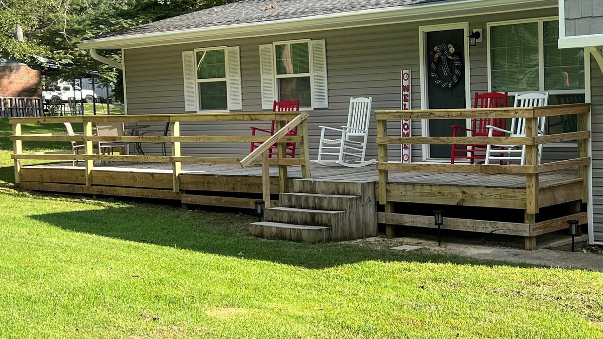 Duncanville House | 4-Bedroom w/Pool (sleeps 12) 15 minutes to UA