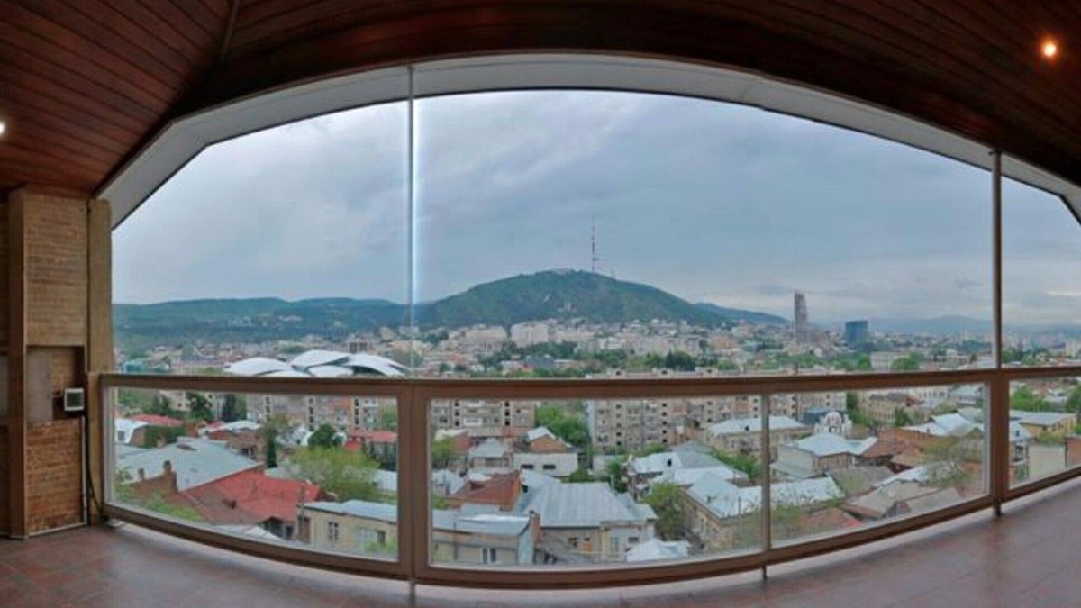 Chugureti House | 4 bedrooms, 5 bathrooms,space for billiard, garden,2 balcony, terrace, billiard
