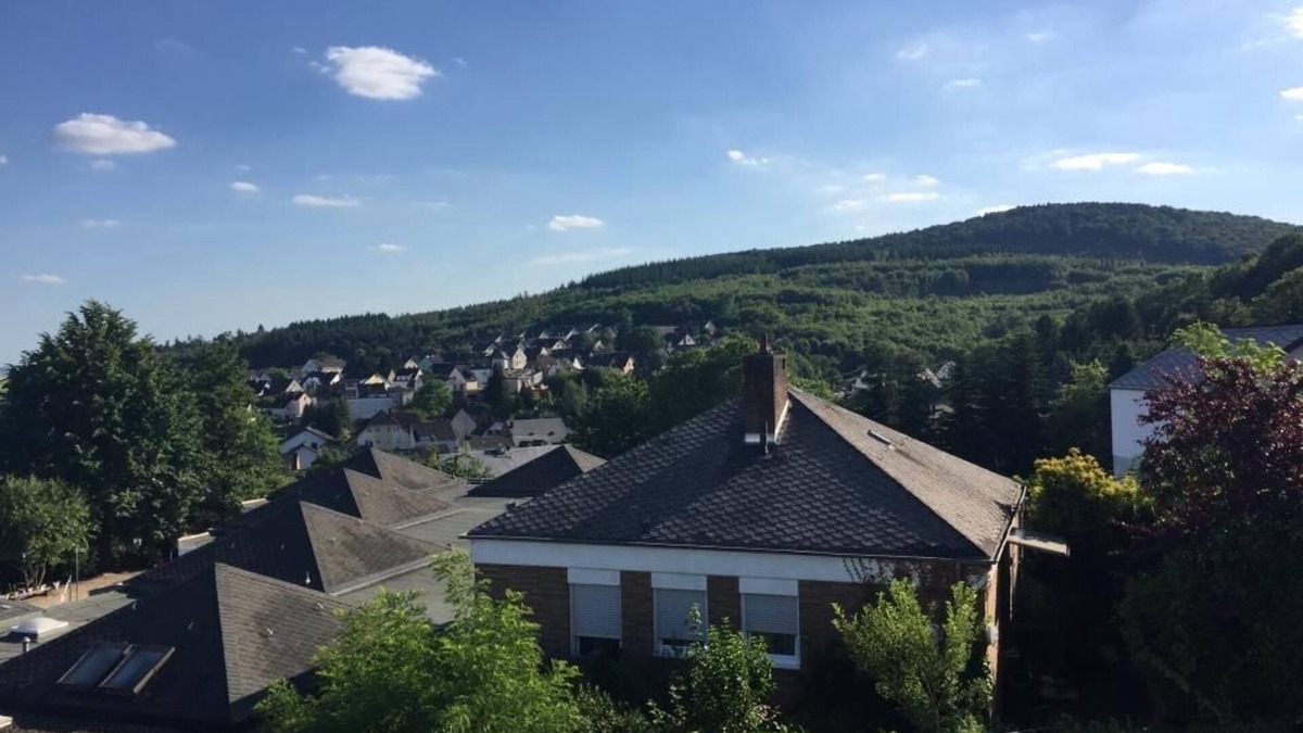Nickenich Apartment | 4-Bett-Fewo Pellenzblick, Ground Floor - Ferienwohnungen Pellenzblick