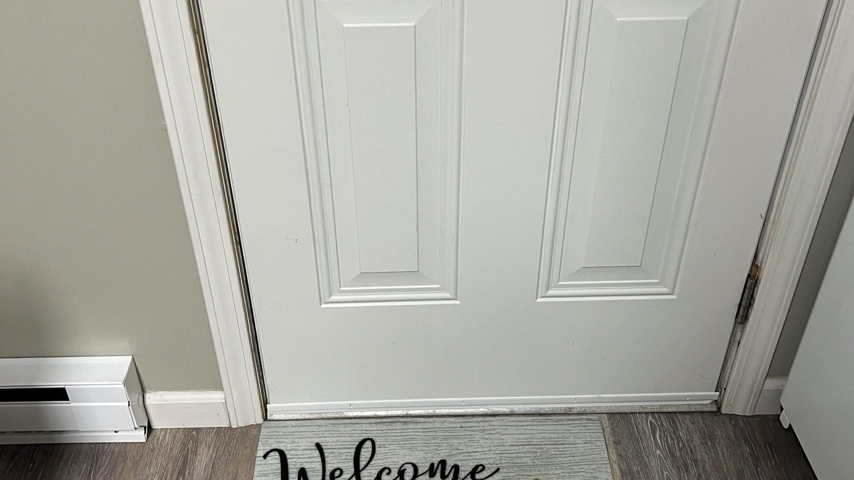 Roxboro Apartment | 4 Blocks from UPTOWN, all new renovation, SUPER NICE!