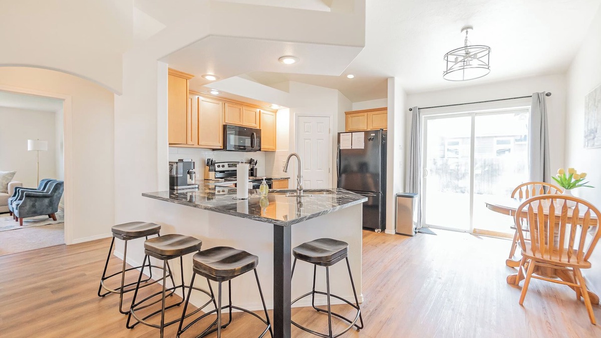 Mountain Home House | 4 BR, Pet Friendly, Laundry, Garage, Large Yard