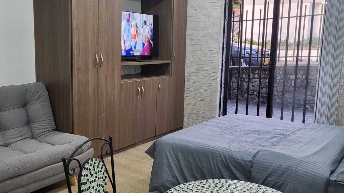 Manizales Apartment | 4. Calido Apartaestudio, Casa Azul Manizales Caldas, Colombia