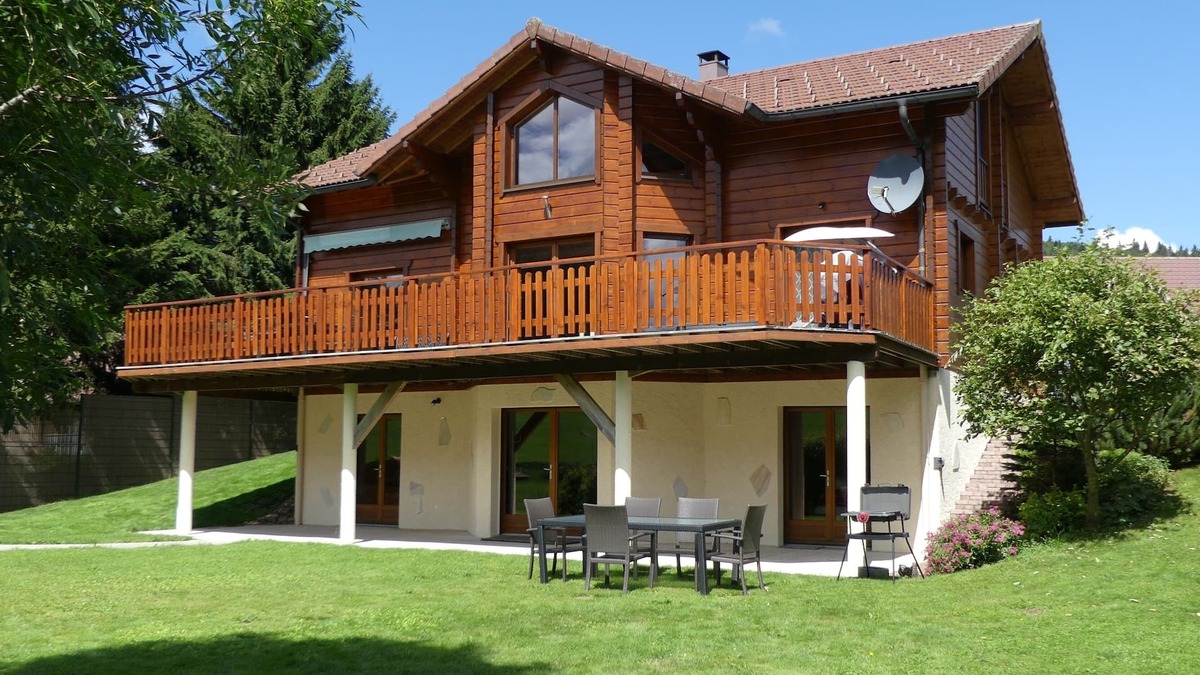 Verrieres-de-Joux Cottage | 4 * cottage with a warm atmosphere near Pontarlier and Switzerland