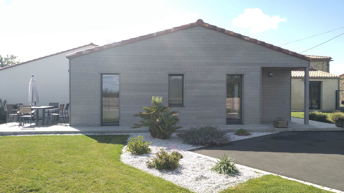 Chavagnes-en-Paillers House | 4* gite close to Puy du Fou open all year round