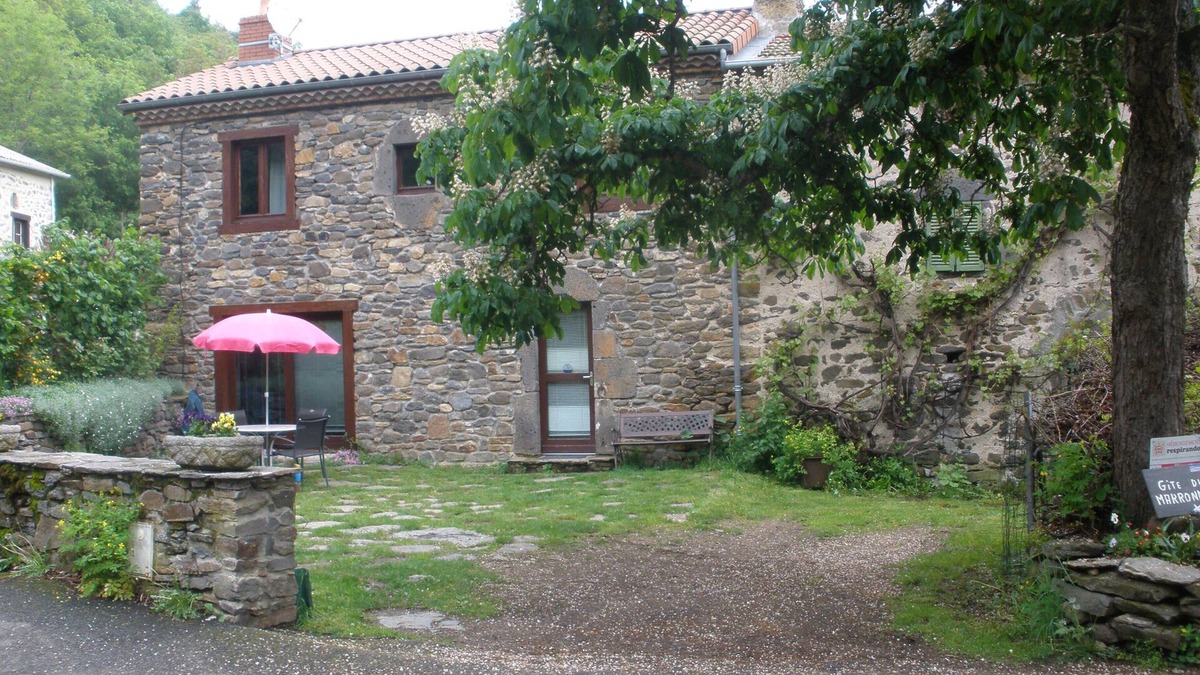 Saint-Etienne-sur-Blesle House | 4* located in small village in Auvergne in the middle of the country