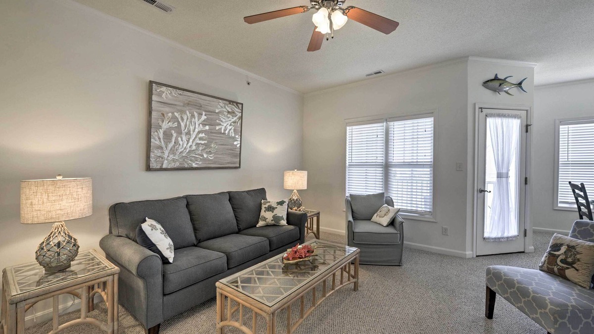 Villages of Five Points Condo | 4 Mi to Beaches: Luxe Coastal Resort Condo