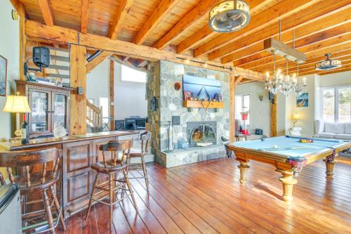 Bethel Apartment | 4 Mi to Danbury Apt with Indoor Pool Access