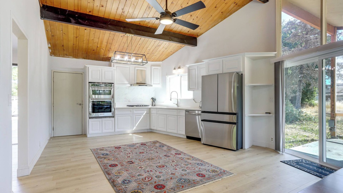 Granite Bay Cottage | 4 Mi to Folsom Lake: Modern Home w/Patio!