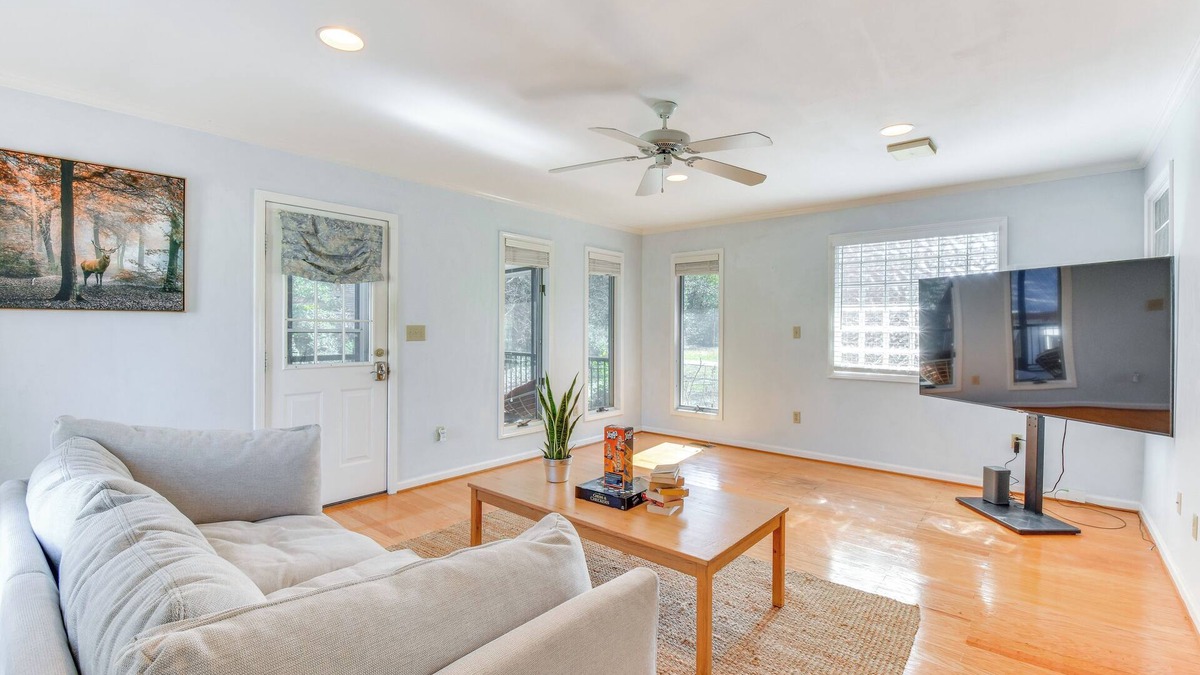 Hartwell House | 4 Mi to Lake Hartwell: Welcoming Family Home