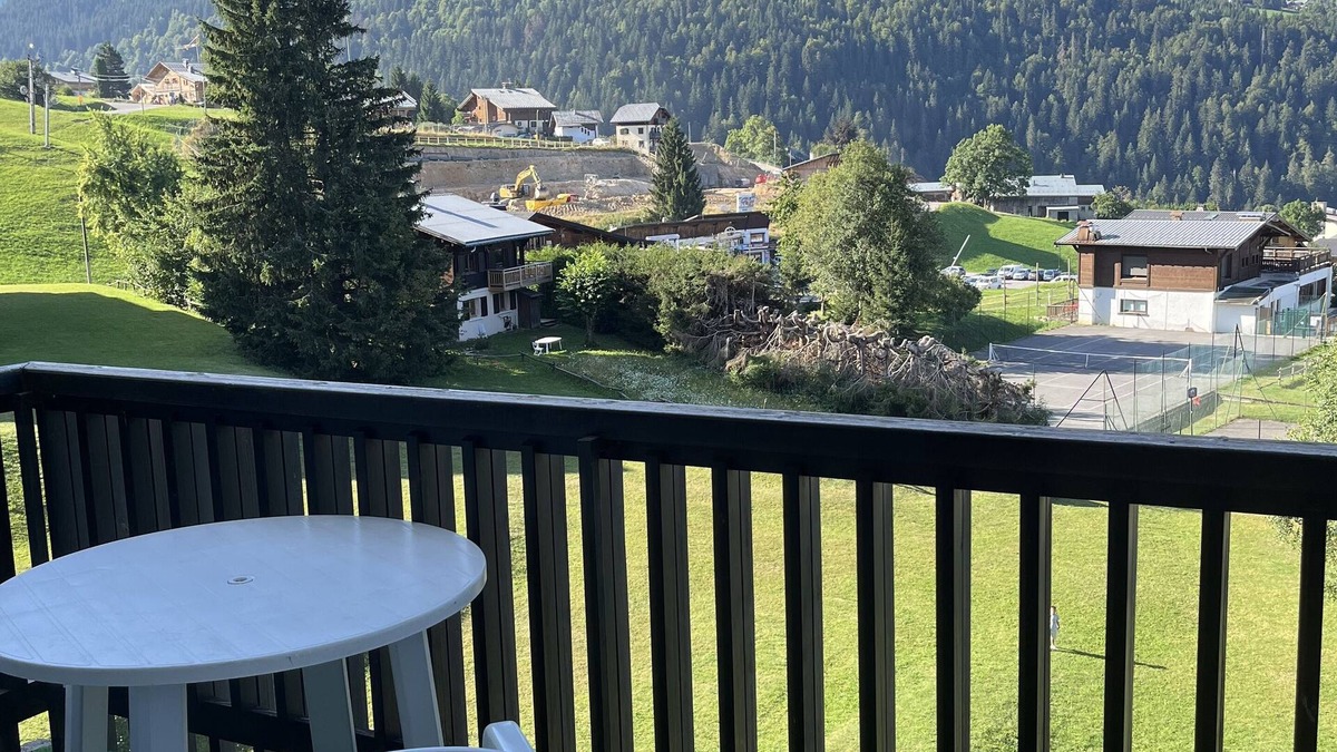 Notre-Dame-de-Bellecombe Apartment | 4-person apartment at the foot of the slopes