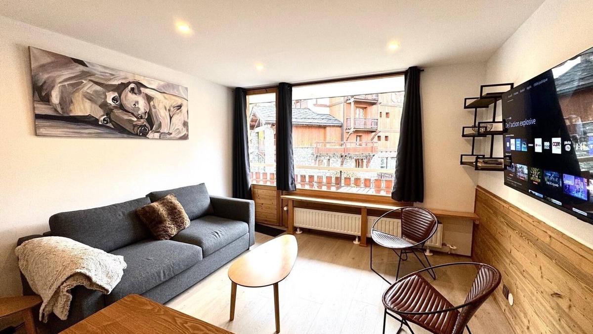 Tignes Apartment | 4-person 1-bedroom apartment in the center of the lake