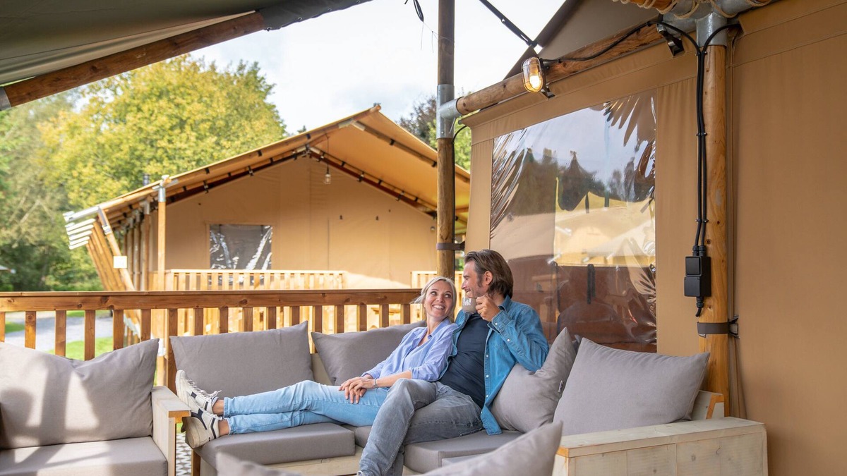 Neufchateau RV Rental | 4-person glamping tent in the holiday park Landal Glamping Neufchâteau