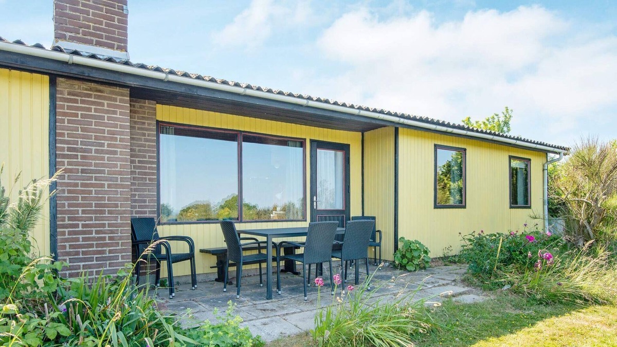 Asserballeskov House | 4 person holiday home in Augustenborg