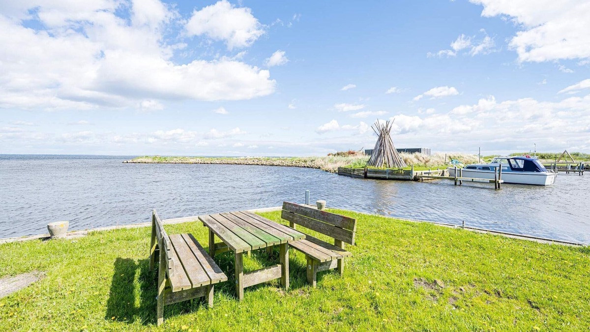 Nørre Lyngvig House | 4 person holiday home in Hvide Sande