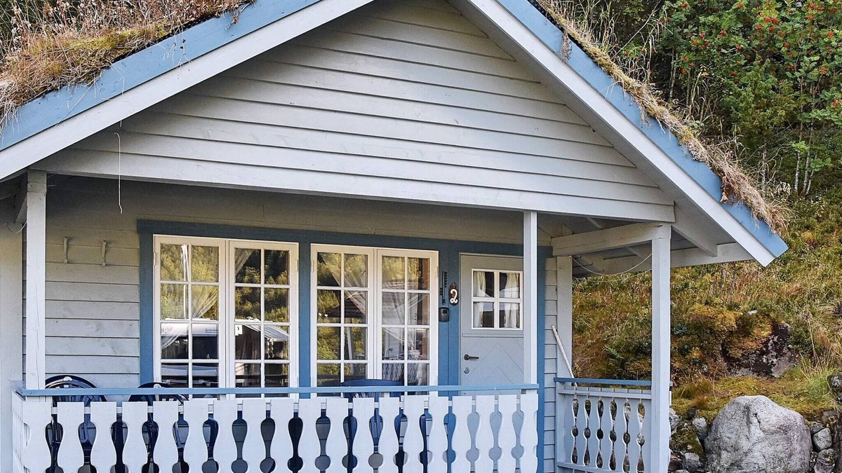 Volda House | 4 person holiday home in Folkestad