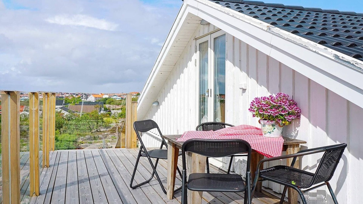 Kungshamn House | 4 person holiday home in KUNGSHAMN-By Traum