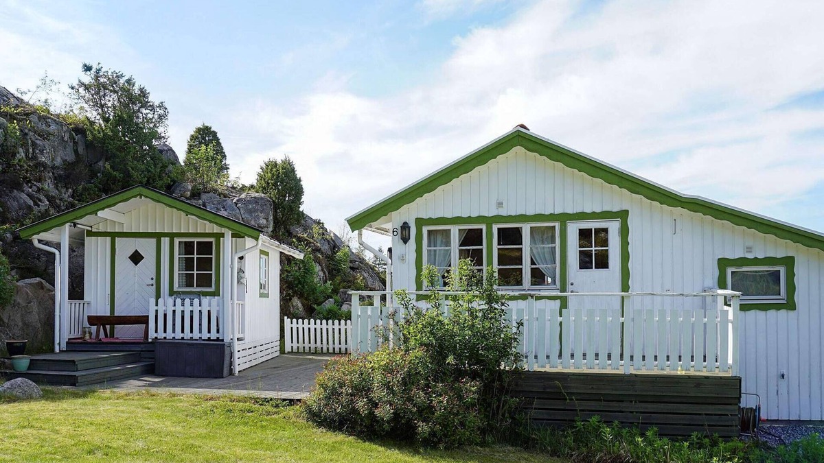 Lokholmen House | 4 person holiday home in STRÖMSTAD