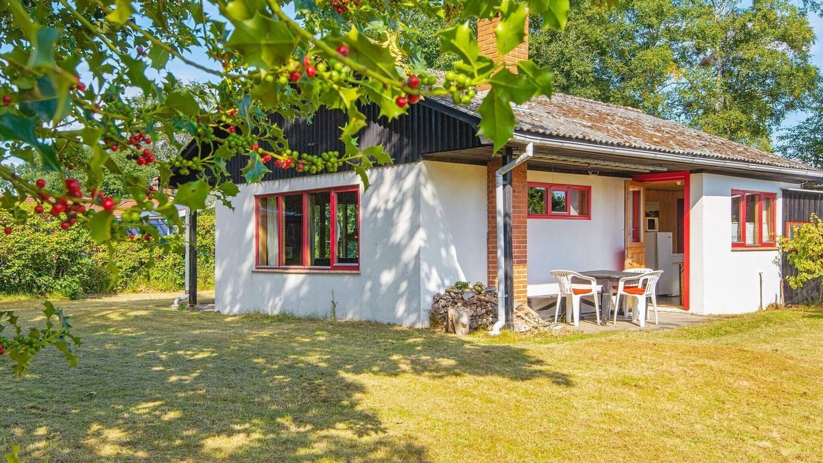 Grena Strand House | 4 person holiday home in Grenaa-By Traum