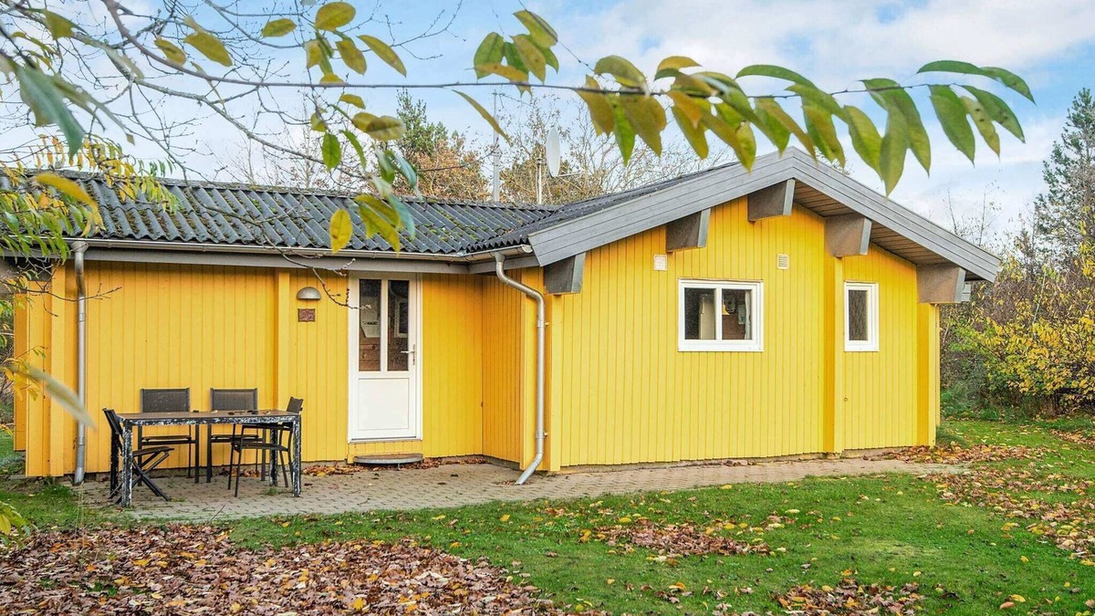 Ringkøbing-Skjern Municipality House | 4 person holiday home in Skjern-By Traum