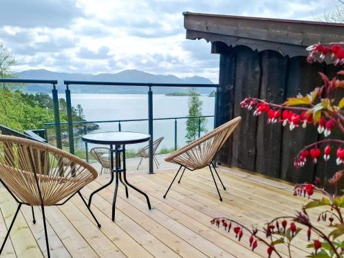 Torvikbukt House | 4 person holiday home in Øydegard-By Traum