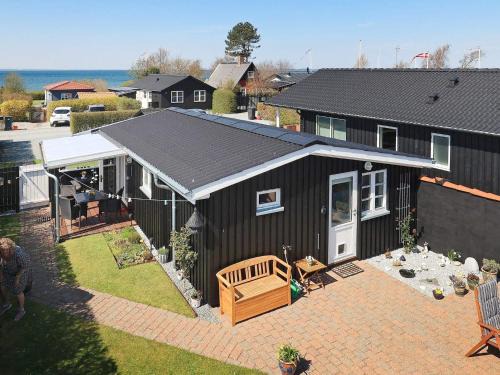 Assens House | 4 person holiday home in Assens