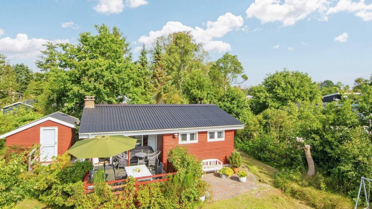 Grena Strand House | 4 person holiday home in Grenaa-By Traum