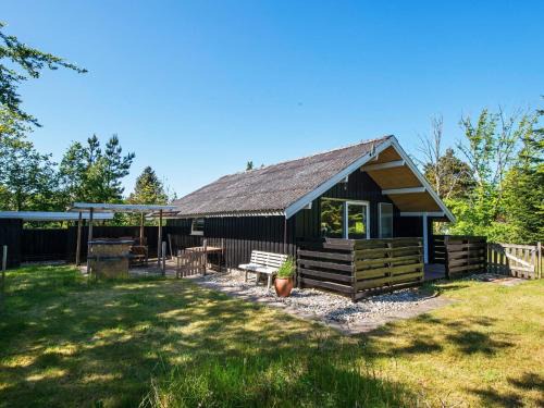 Ringkøbing-Skjern Municipality House | 4 person holiday home in Skjern